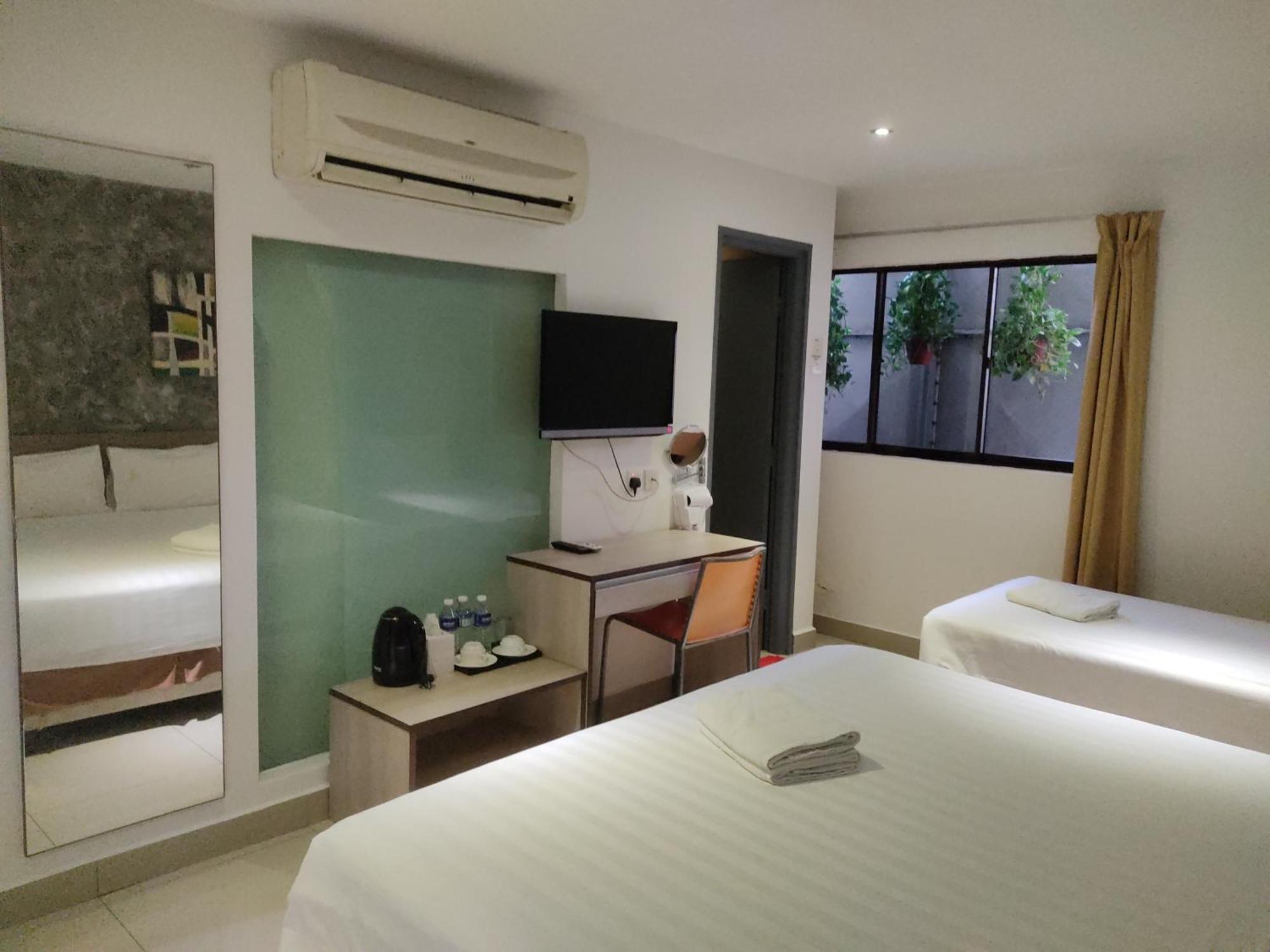 Jin Hotel Puchong Exterior photo