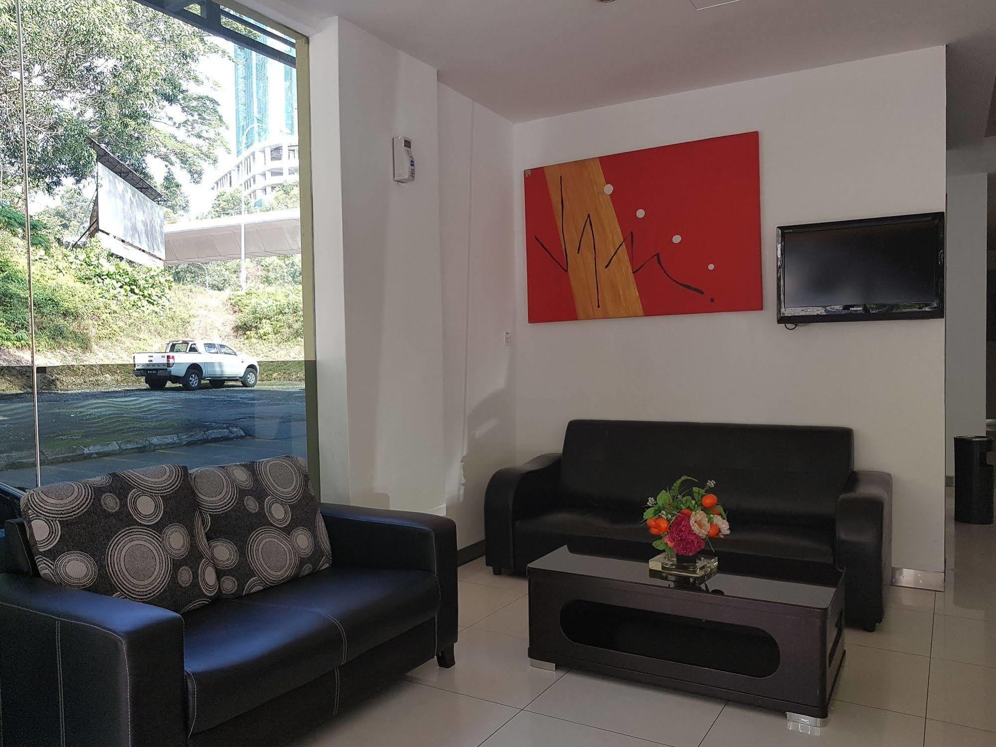 Jin Hotel Puchong Exterior photo