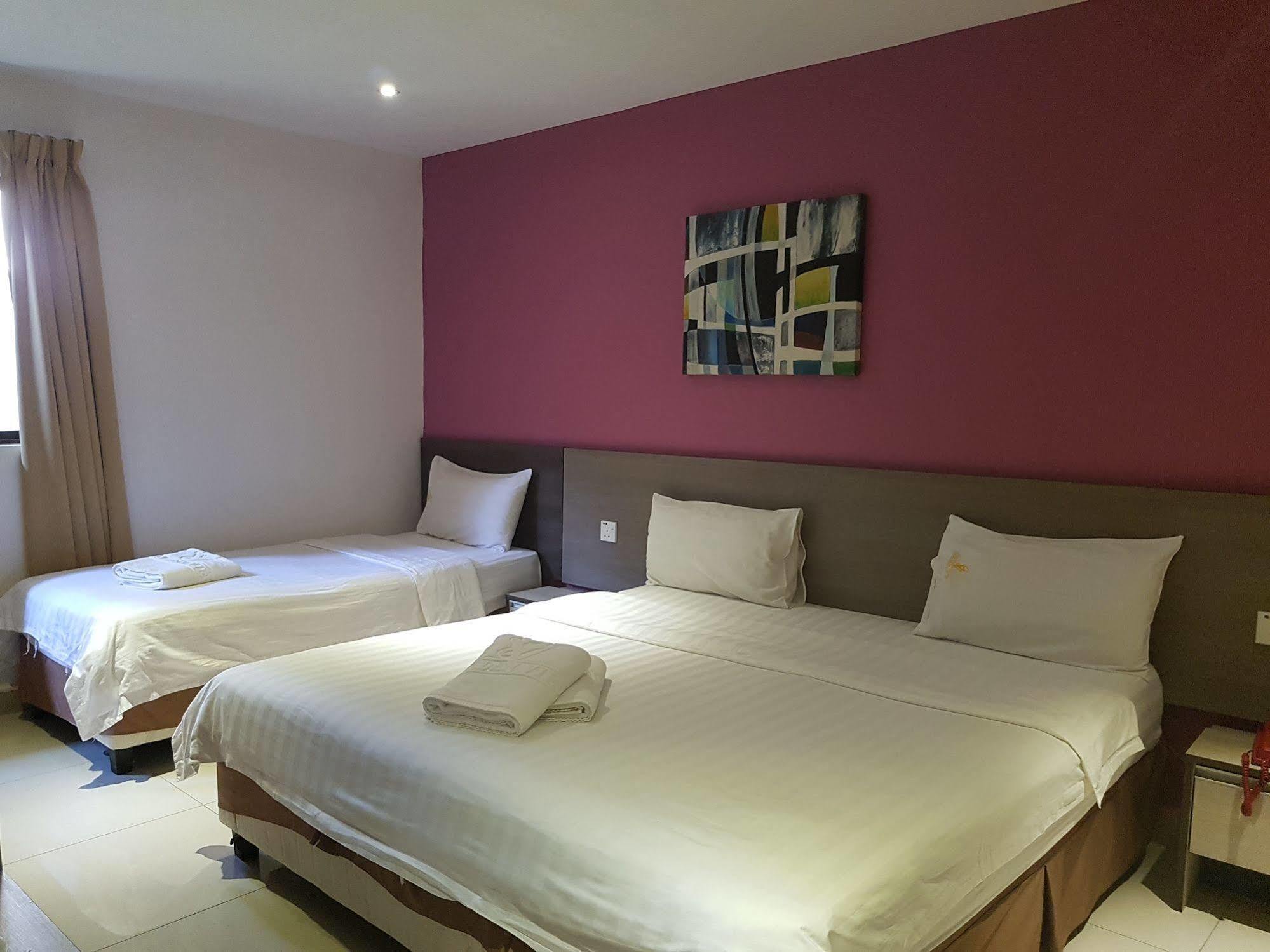 Jin Hotel Puchong Exterior photo