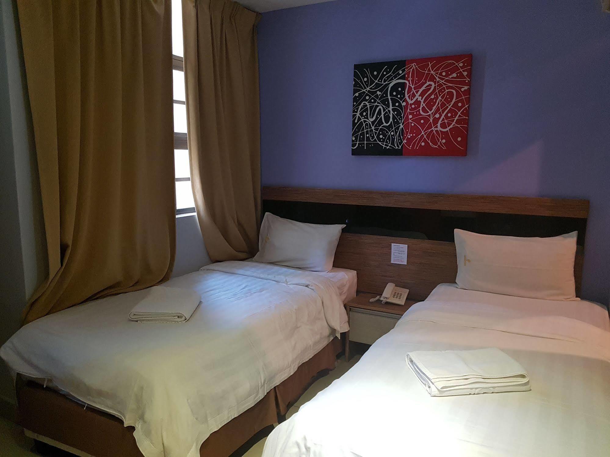 Jin Hotel Puchong Exterior photo