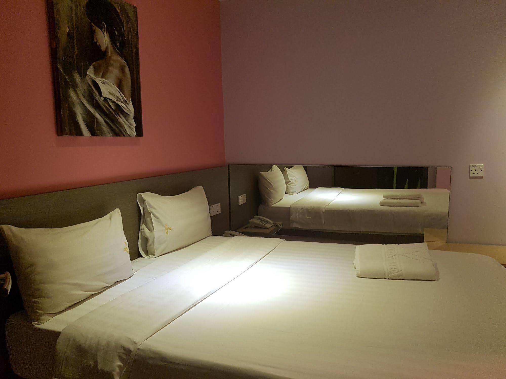 Jin Hotel Puchong Exterior photo